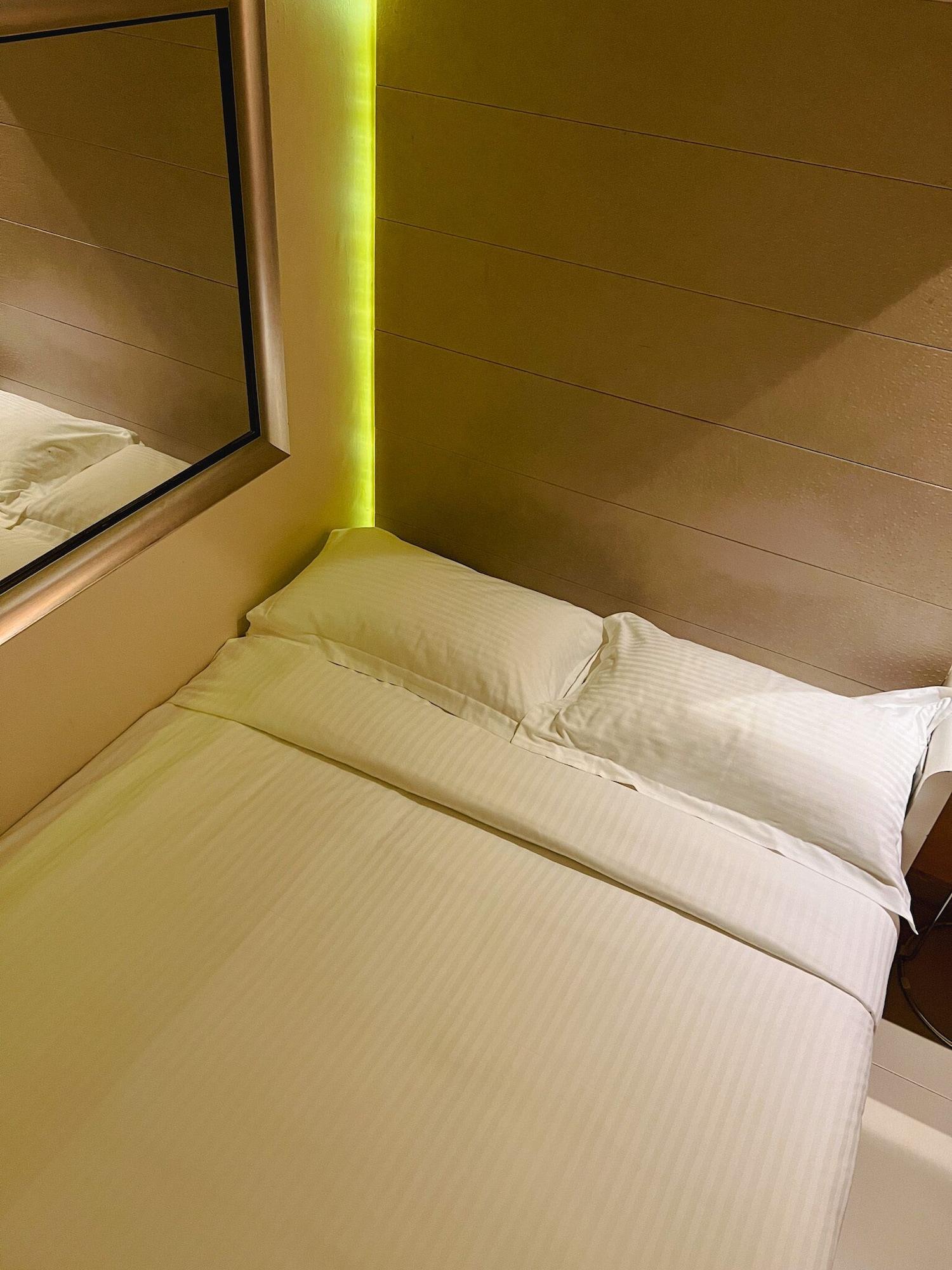 Fragrance Hotel - Viva Singapore Exteriör bild